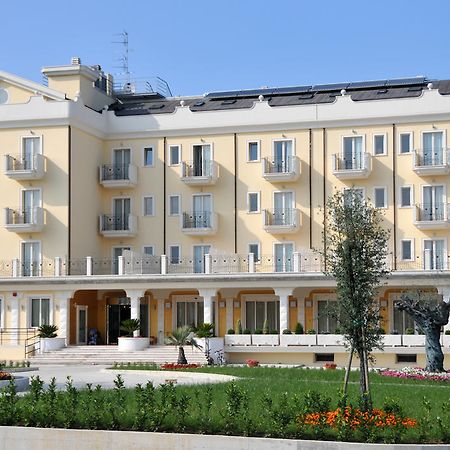 Hotel Concorde Sant'Egidio alla Vibrata Экстерьер фото