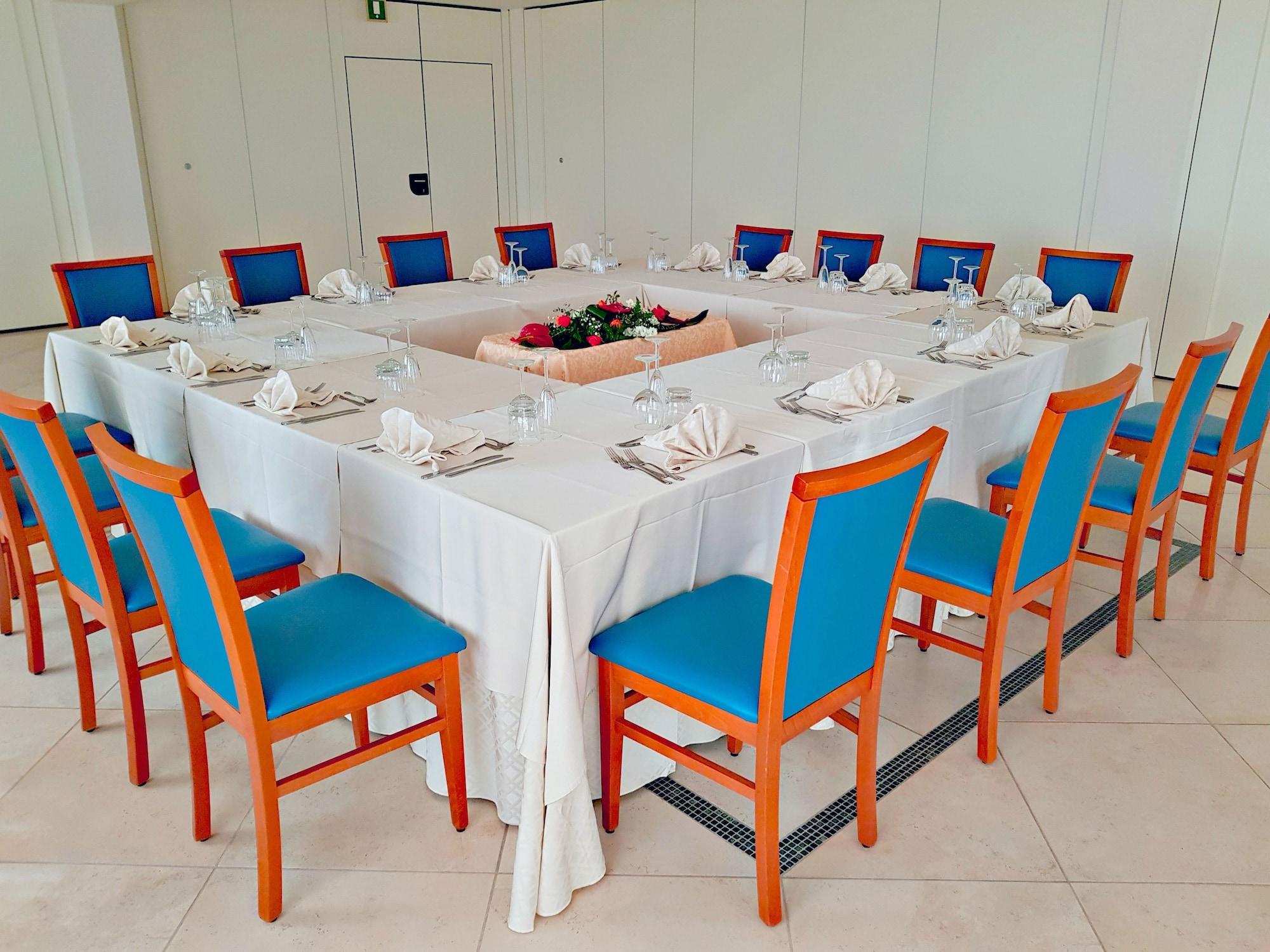 Hotel Concorde Sant'Egidio alla Vibrata Экстерьер фото