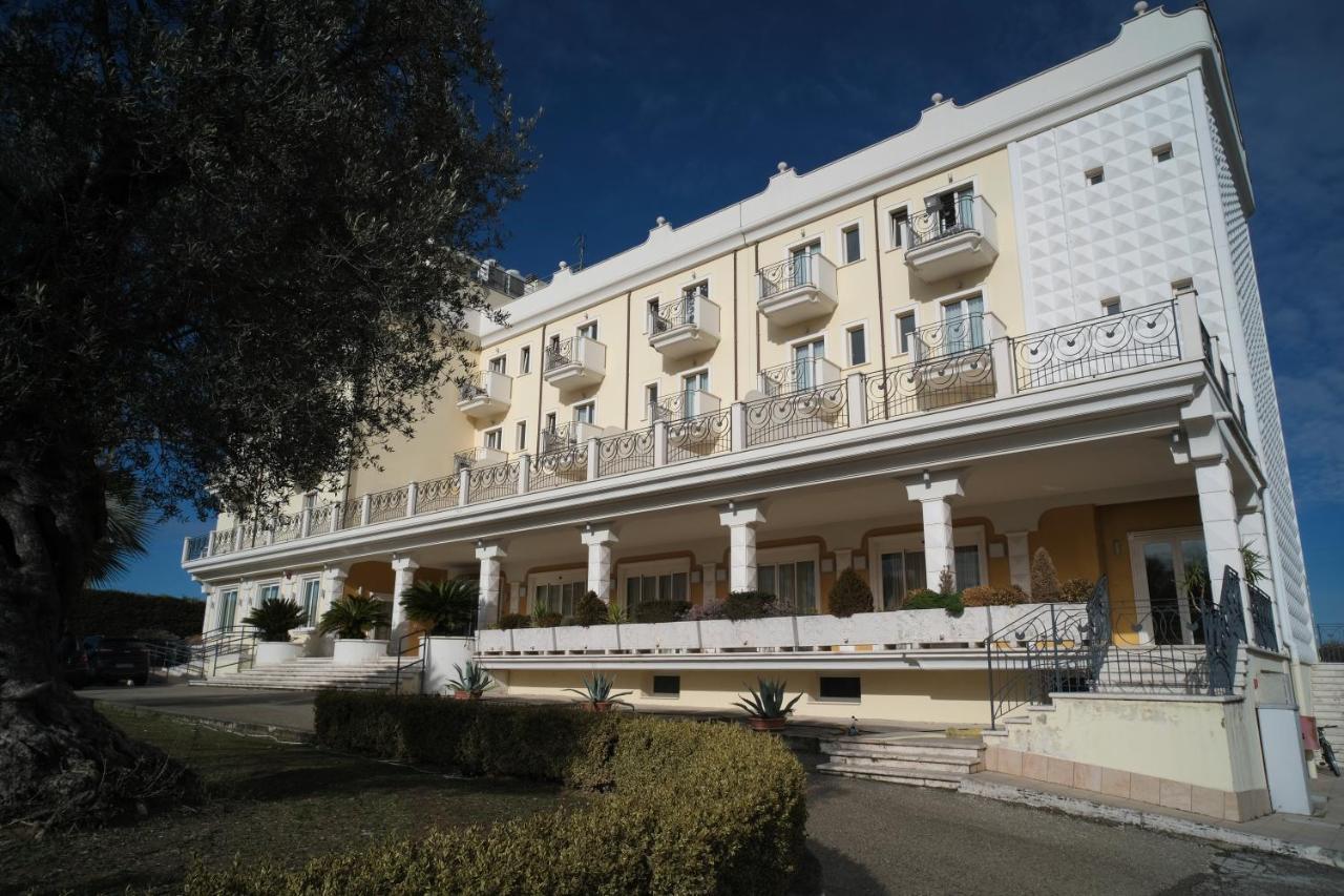 Hotel Concorde Sant'Egidio alla Vibrata Экстерьер фото