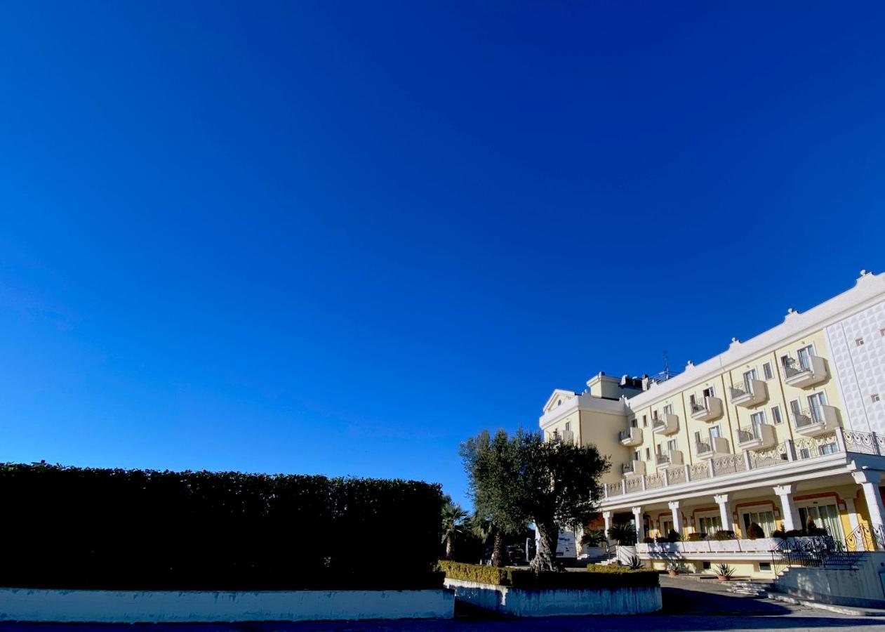 Hotel Concorde Sant'Egidio alla Vibrata Экстерьер фото