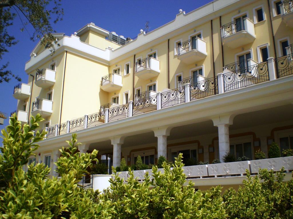 Hotel Concorde Sant'Egidio alla Vibrata Экстерьер фото