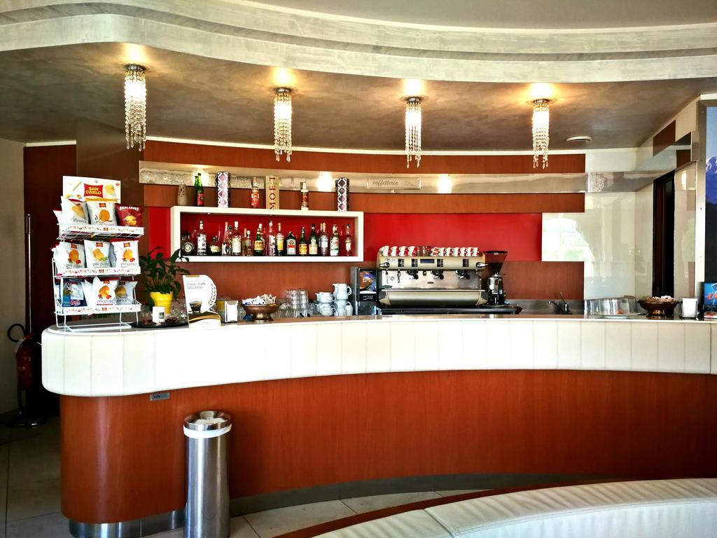 Hotel Concorde Sant'Egidio alla Vibrata Экстерьер фото