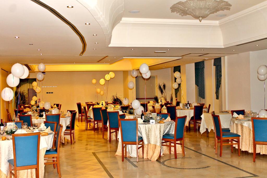 Hotel Concorde Sant'Egidio alla Vibrata Экстерьер фото