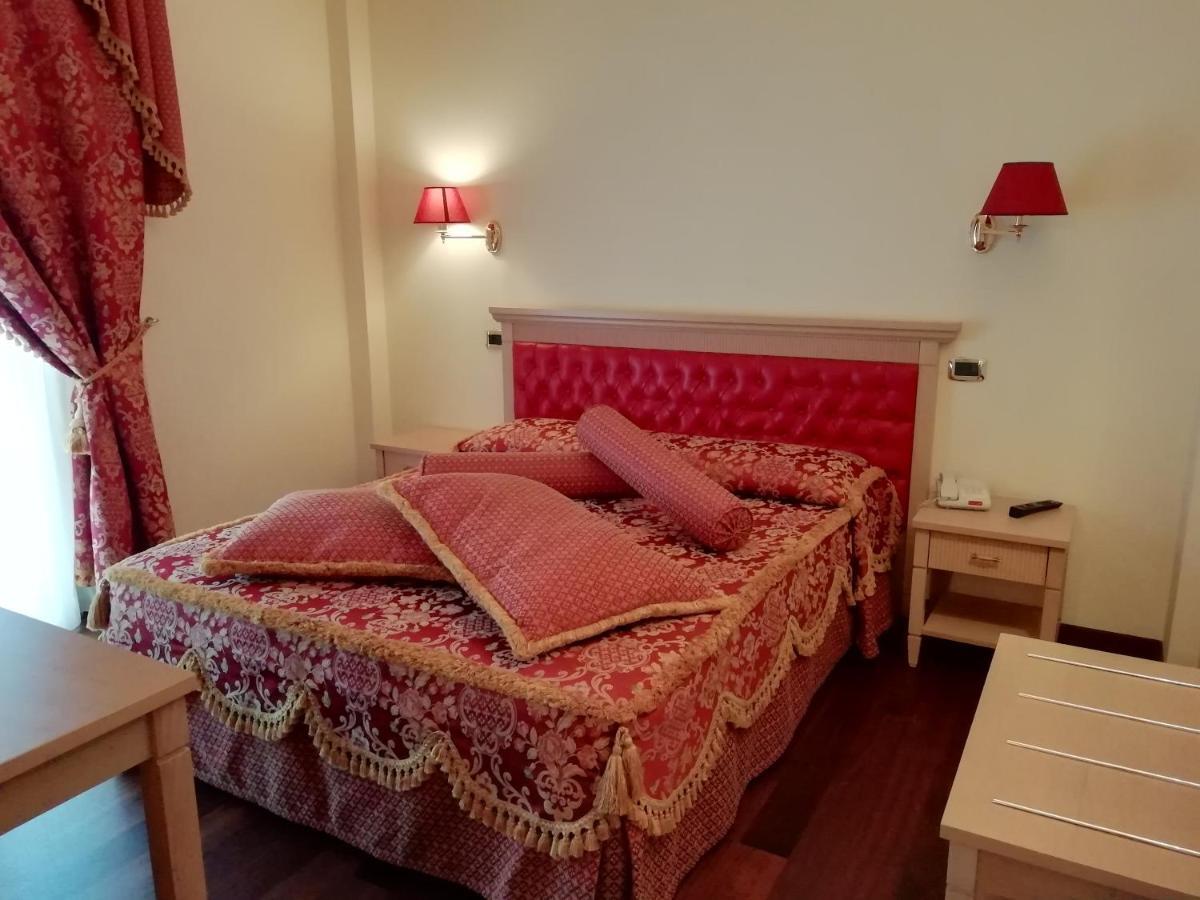 Hotel Concorde Sant'Egidio alla Vibrata Экстерьер фото