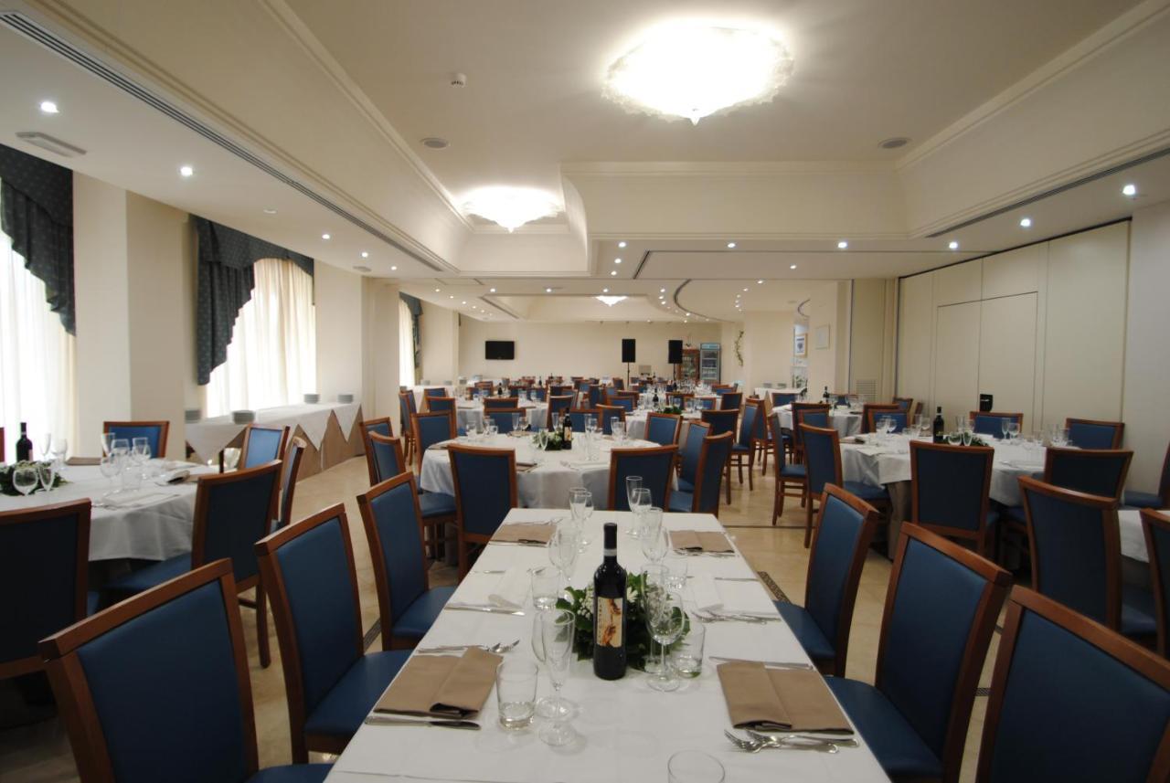 Hotel Concorde Sant'Egidio alla Vibrata Экстерьер фото
